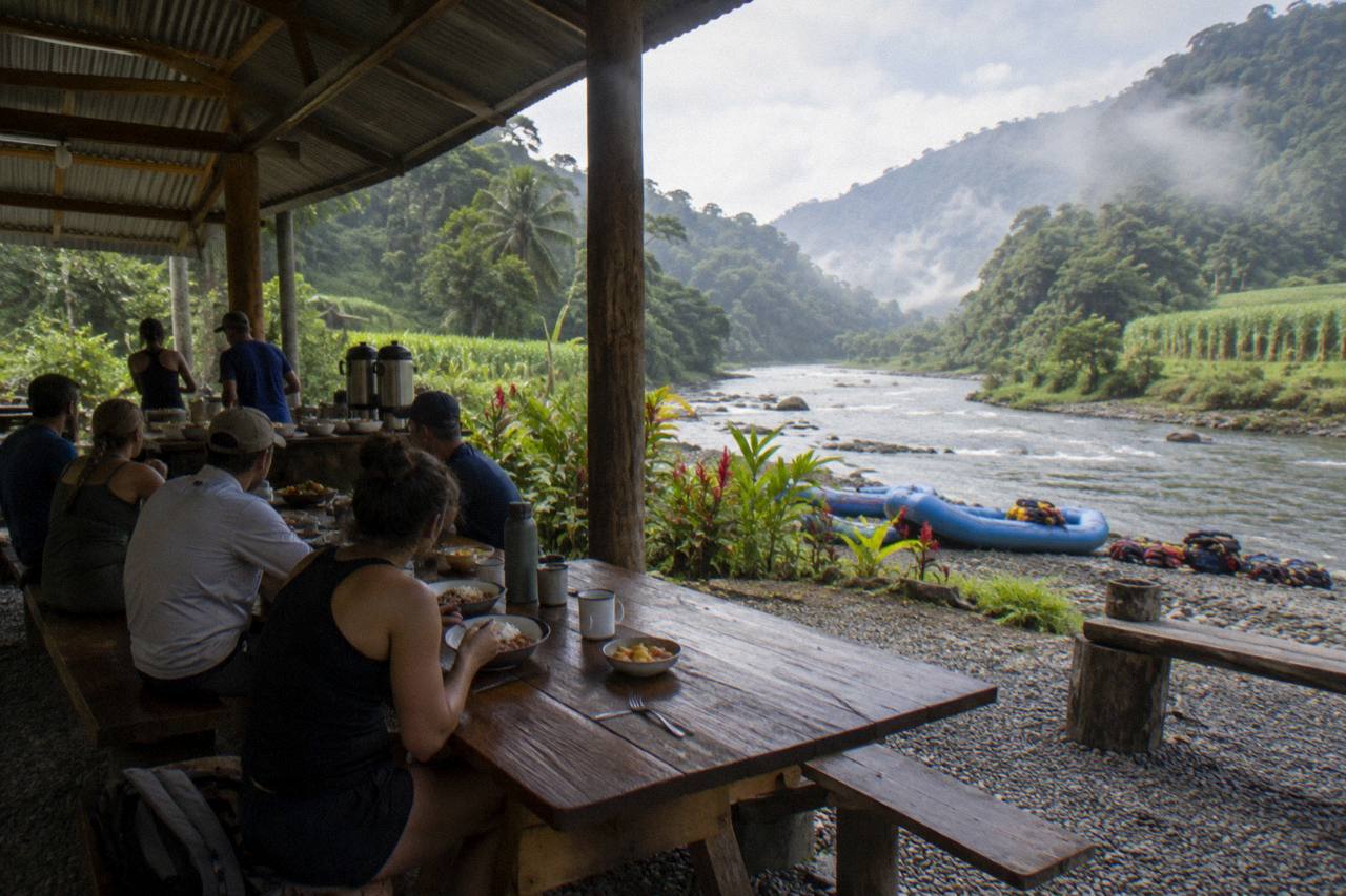 1 day Pacuare River Rafting with Transportation and Lunch